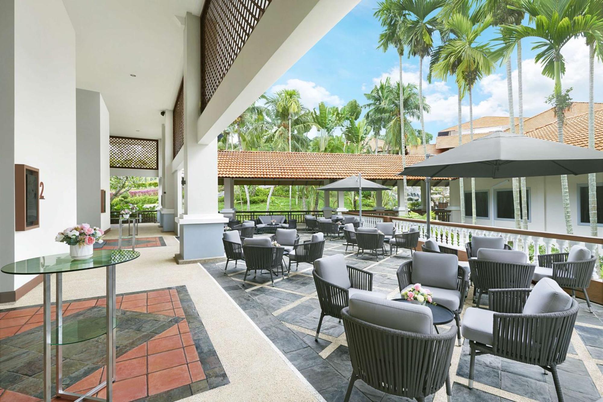 Doubletree By Hilton Damai Laut Hotel Lumut Exterior foto